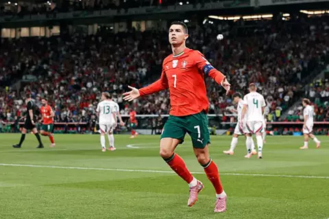 دقيقة بدقيقة.. منتخب إيرلندا يواجه البرتغال في تصفيات كأس العالم